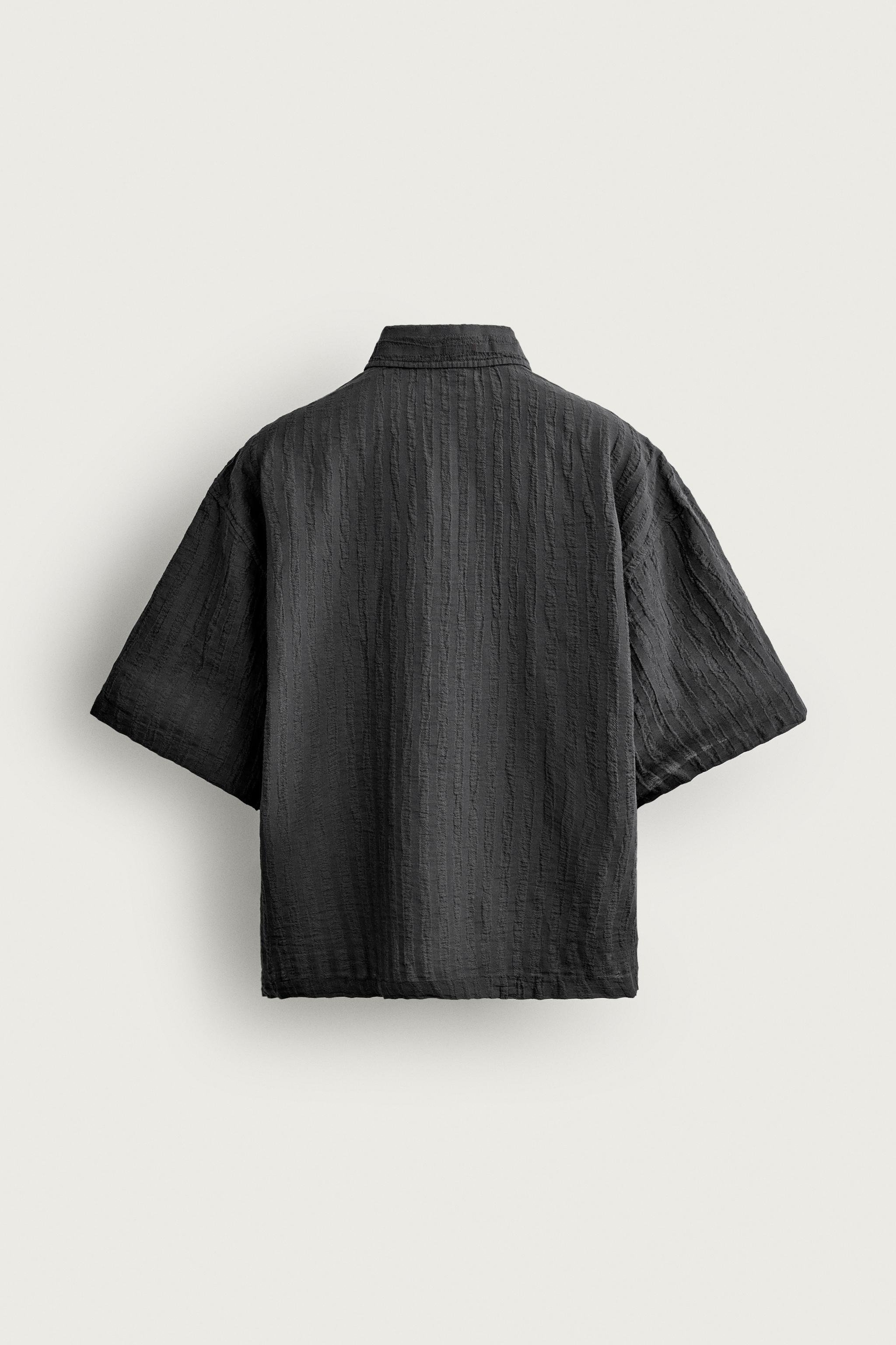 CHEMISE COUPE BOXY EN JACQUARD À RAYURES
